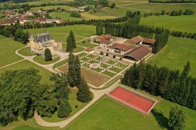 Chateau classé 130ha