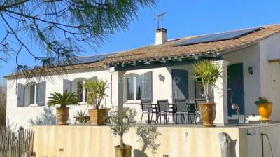 Arles - Belle propriété , 2 habitations sur 2 hectares