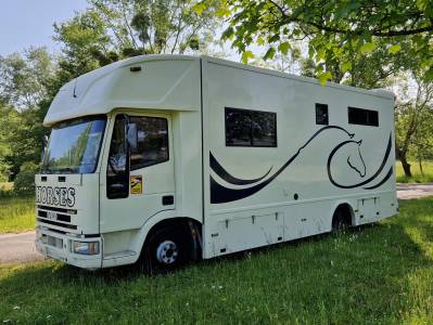 Iveco 7.5t, 2/3 chevaux, home-car.