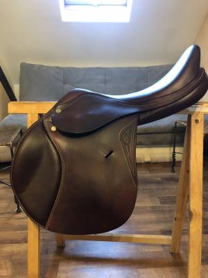 Selle marron equiline taille 18