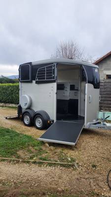 Horse trailer ifor williams hbx506 2 stalls 2022 used