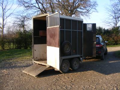 Horse trailer - other brand - 1,5 place 1,5 stalls 1989 used