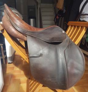 Selle point cheval