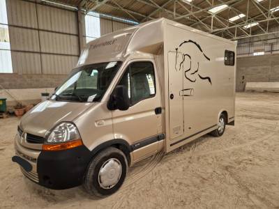 Camion vl cheval renault master
