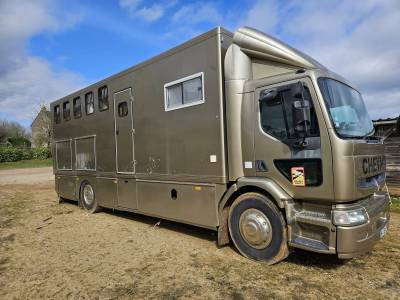 Horsebox non-hgv - other brand -  1997 used