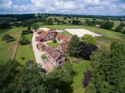 Luxurious equestrian property  allier
