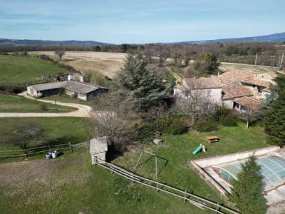 Equestrian bed and breakfast  alpes-de-haute-provence