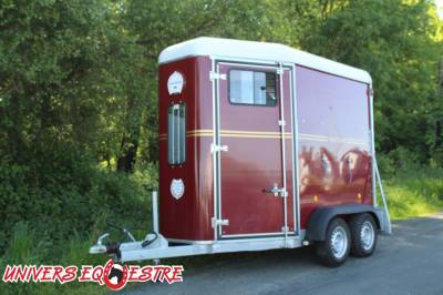 Horse trailer fautras  2 stalls 2023 used