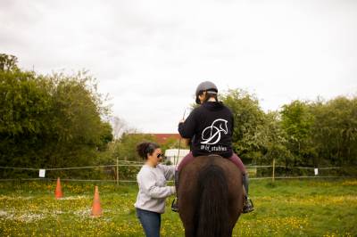 Pension pré - ld stables (60 - laversines)