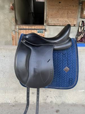 Selle dressage ikonic évolution double quartier 17p