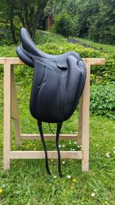 Selle dressage devoucoux 17'