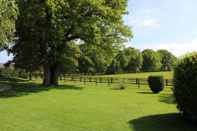 Plaisant haras très complet - 46 ha - région lisieux -