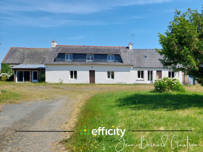 35 HECTARES - 3500 m² de HANGARS - FERME -155 m²