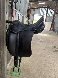 Selle childeric dressage 