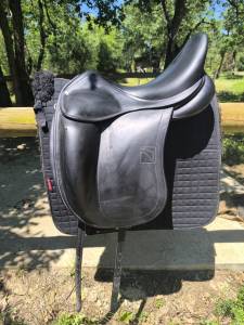 Selle de dressage childéric 