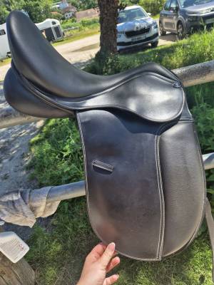 Selle de dressage waldhausen 