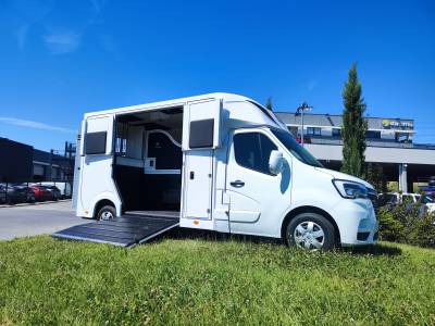 Kleine paardenvrachtwagen (b rijbewijs) ameline select 3p home-car 2024 nieuw