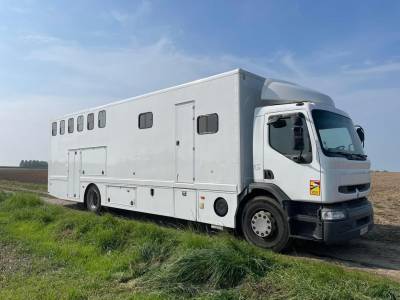 Camion chevaux pl 19t renault premium