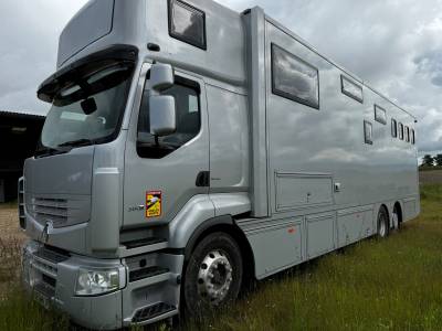 Renault premium 380.26 carrosserie chevaux neuve