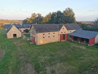 Proche lion d’angers, jolie ferme équestre du 18/19è s