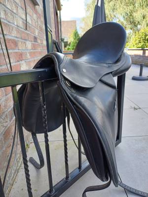 Selle dressage dt saddlery germany 17