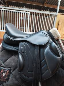 Selle premiere equine