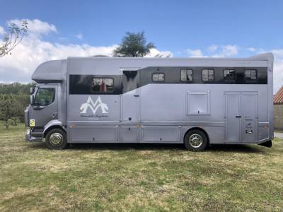 Camion 4 places chevaux avec home car 