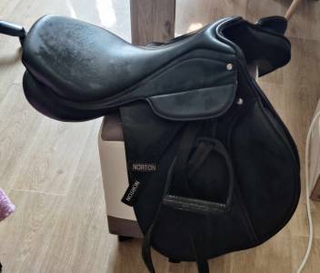 Selle norton 18 pouce