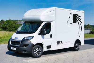 Peugeot boxer bluehdi 165 msg stallion light