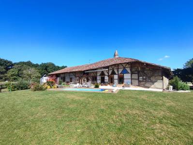 Maison bressane 35 hectares