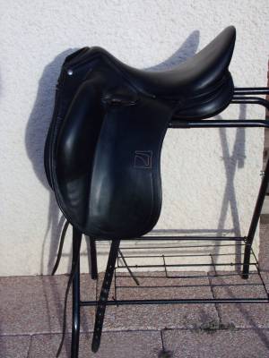 Selle dressage childeric dpl 17'5