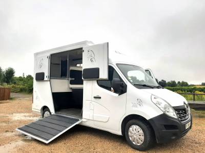 Renault master