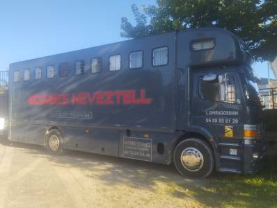 Mercedes 280 cv , 7 chevaux ,appart