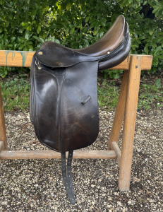 Selle dressage, la belle, 17,5'', noir marron 