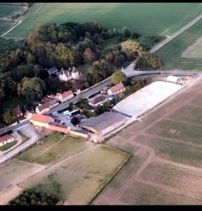 A VENDRE STRUCTURE EQUESTRE DANS L'OISE