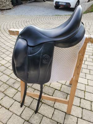 Selle dressage aachen forestier 18.5