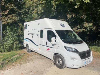 Camion chevaux vl barbot