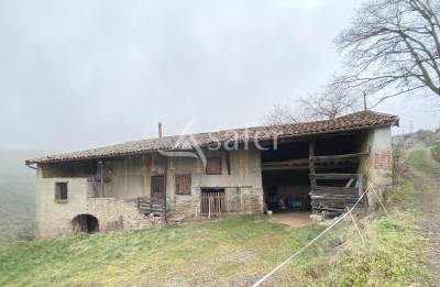 Ferme a renover - st genis l'argentiere