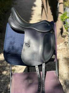 Selle prestige lucky dressage 16 pouces