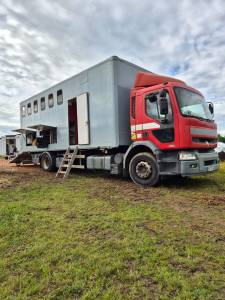 Renault midlum dci 270 chx, 6 chevaux.