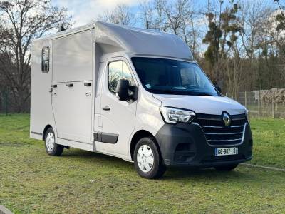 Renault master 4 – 2022 – stalle neuve les vans acr