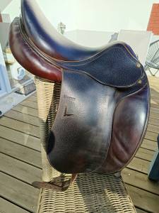 Selle dressage darroze 17.5