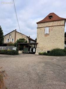 Haras à vendre - plus de 240m² sur 23ha