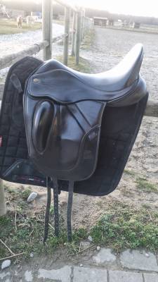 Selle dressage monoquartier fairfax 17,5