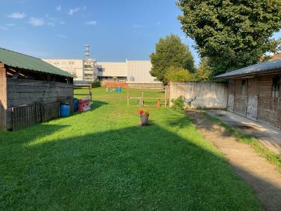 Grande maison, 4 boxes, carrière dans le val de marne