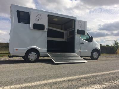 Renault master