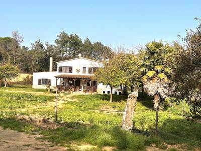 Bonita residencia ecuestre En venta Gerona