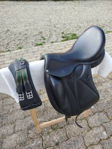 Selle de dressage devocoux  makila