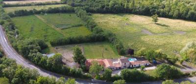 Propriété équestre 10 mn fontenay le comte sur 5,8 ha