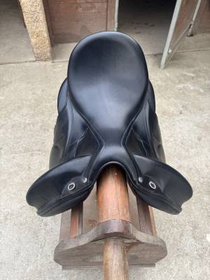 Selle dressage devoucoux 